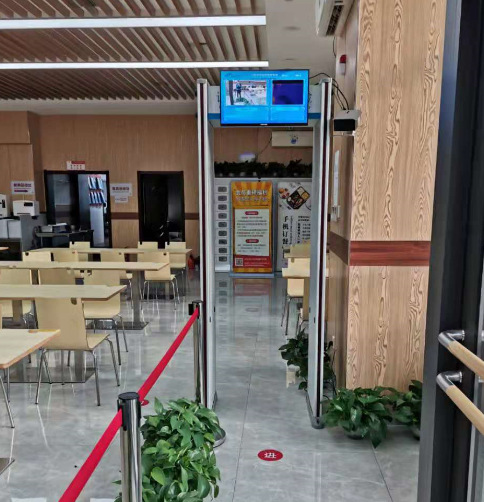 熱成像測(cè)溫門